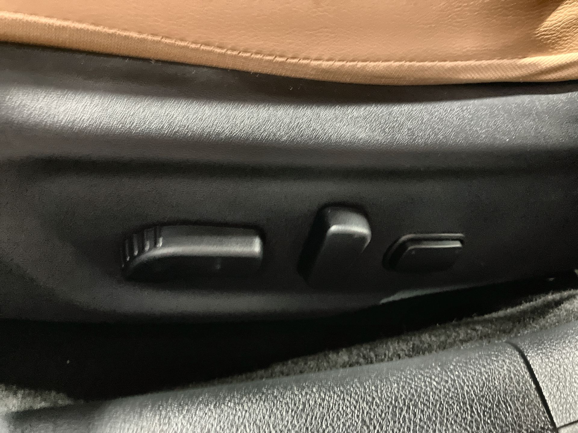 2024 Nissan SENTRA PLATINUM BITONO CVT 24