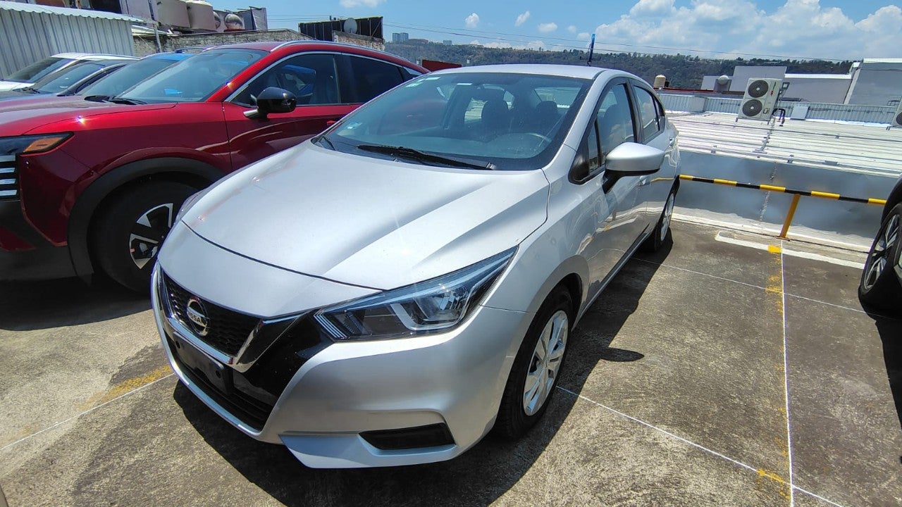2020 Nissan VERSA SENSE CVT