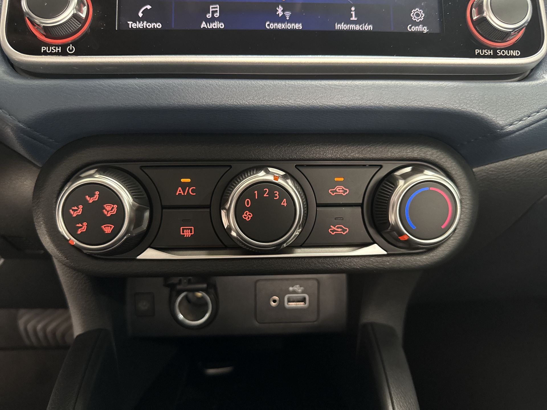 2025 Nissan VERSA ADVANCE CVT 25