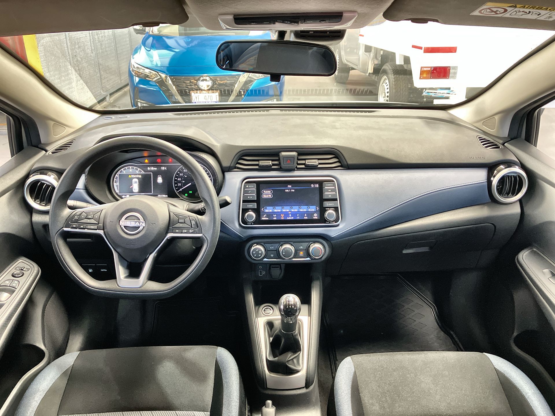 2023 Nissan VERSA ADVANCE MT 23