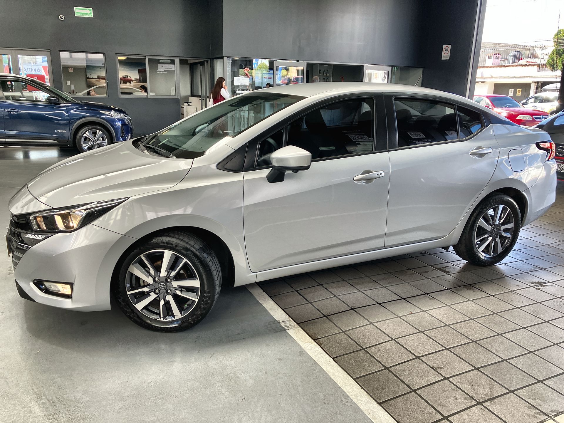 2023 Nissan VERSA ADVANCE MT 23