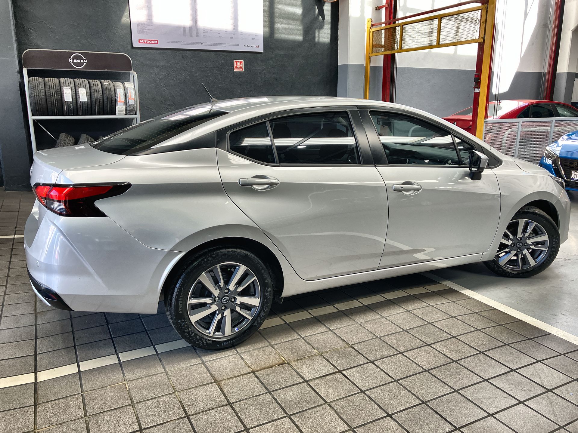 2023 Nissan VERSA ADVANCE MT 23