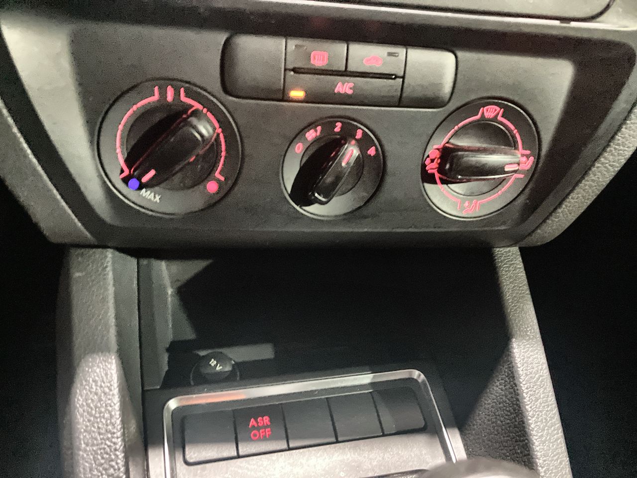 2016 Volkswagen JETTA 2.0 STD.