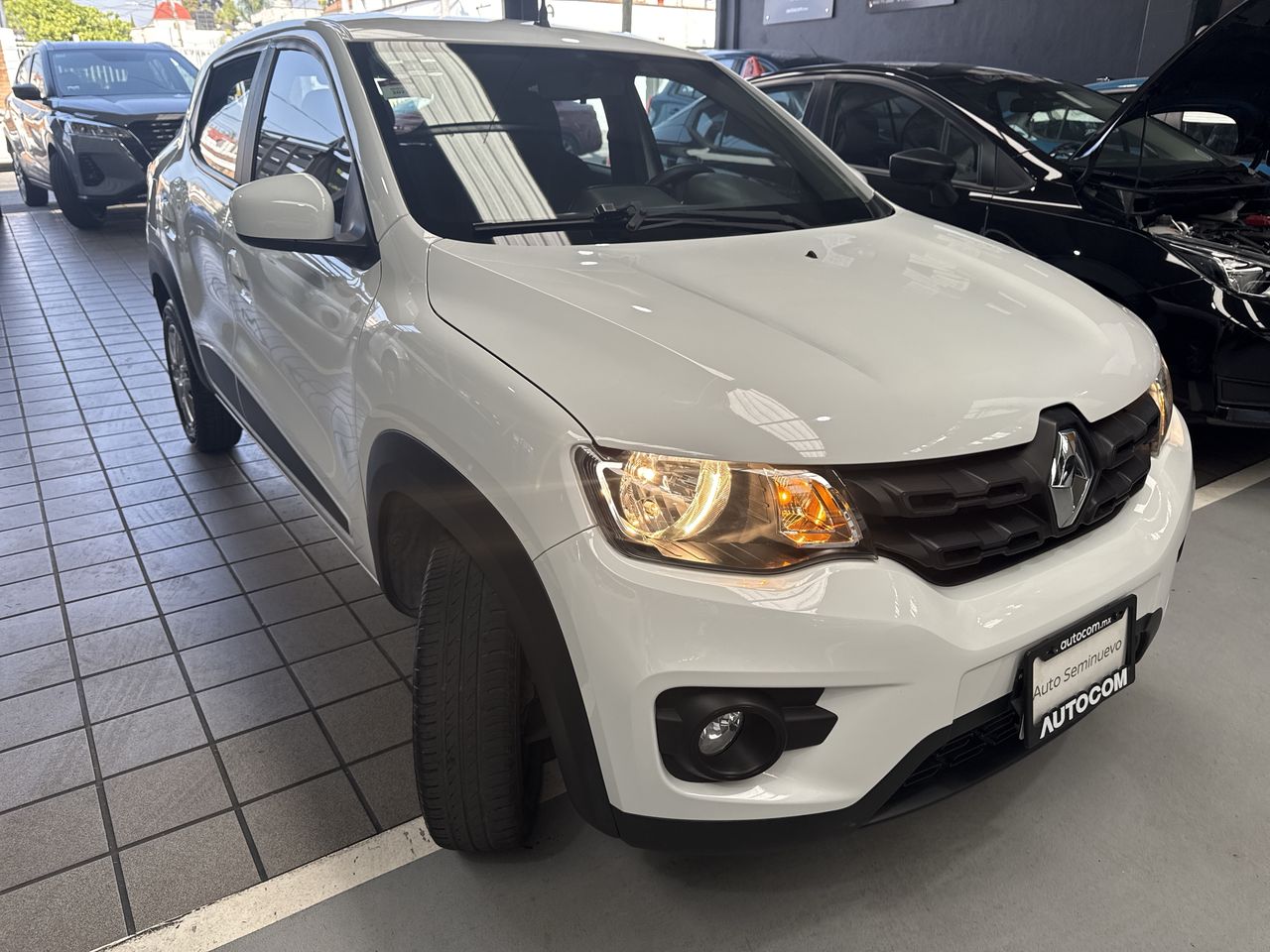 2022 RENAULT KWID ICONIC