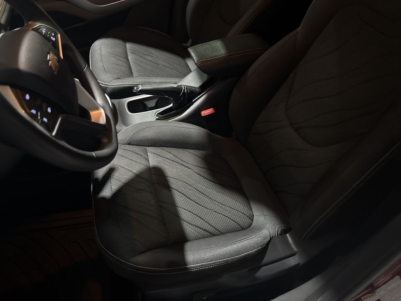 2022 Chevrolet GROOVE LT AT