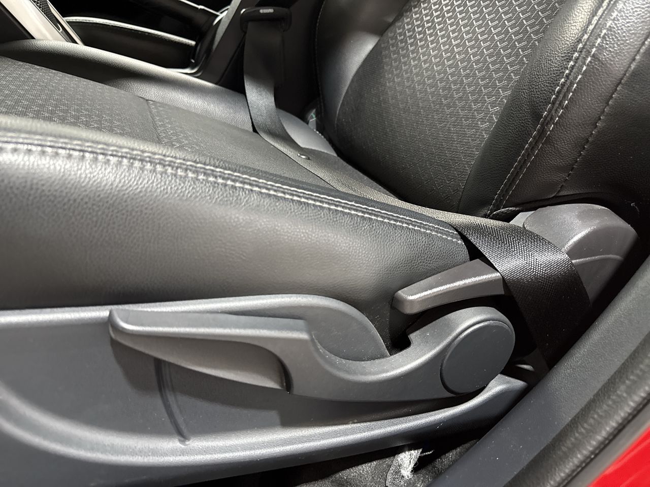 2022 Toyota RAIZE XLE CVT