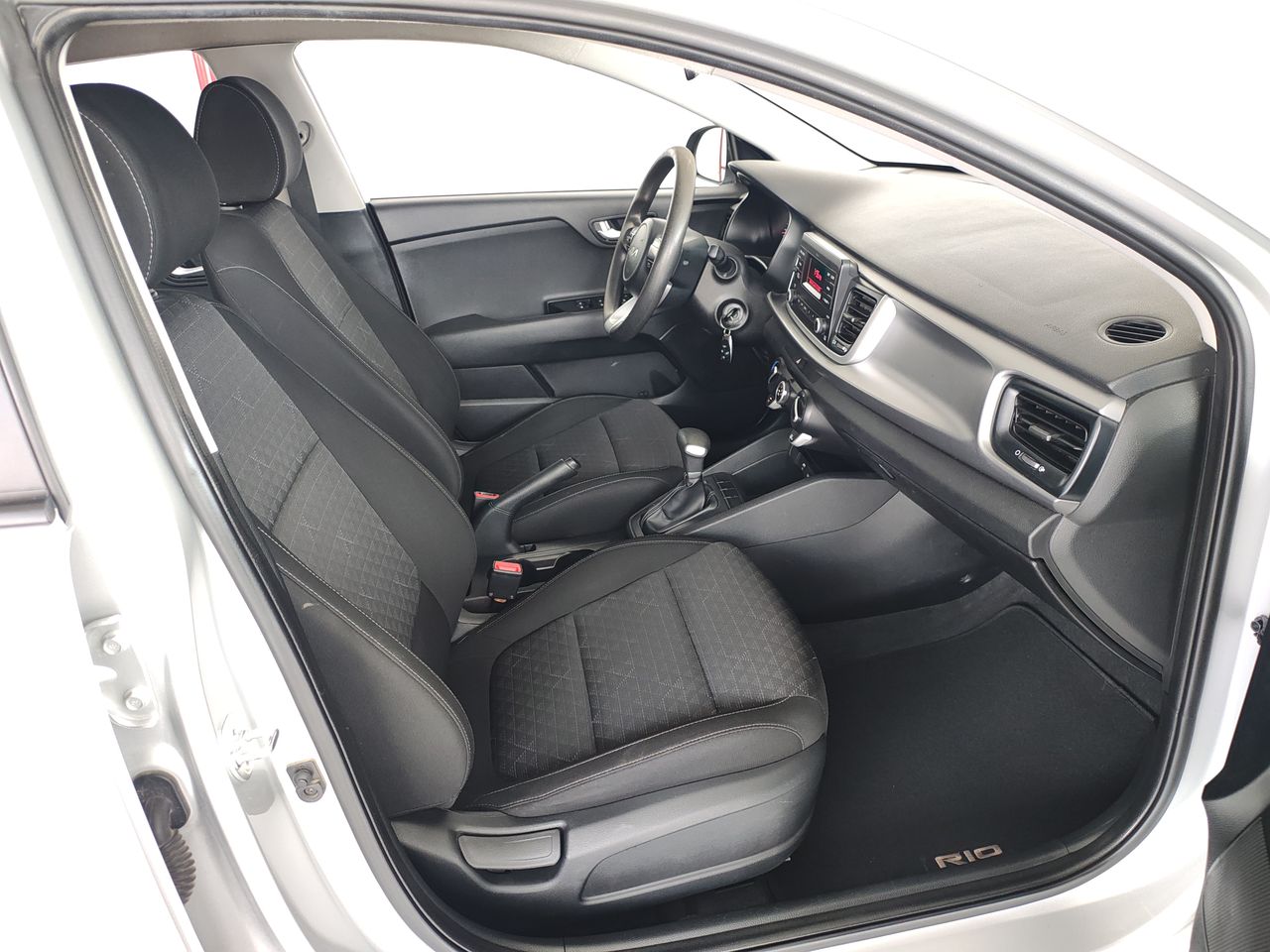 2023 Kia RIO L TA