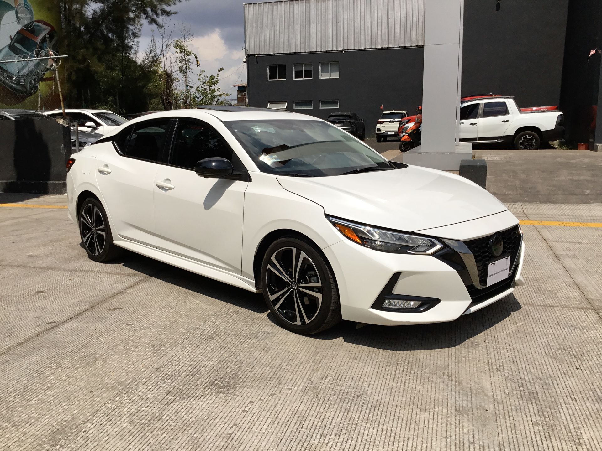 2023 Nissan SENTRA SR PLATINUM CVT 23
