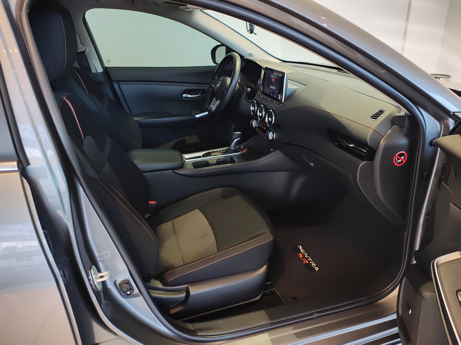 2023 Nissan SENTRA SR CVT 23