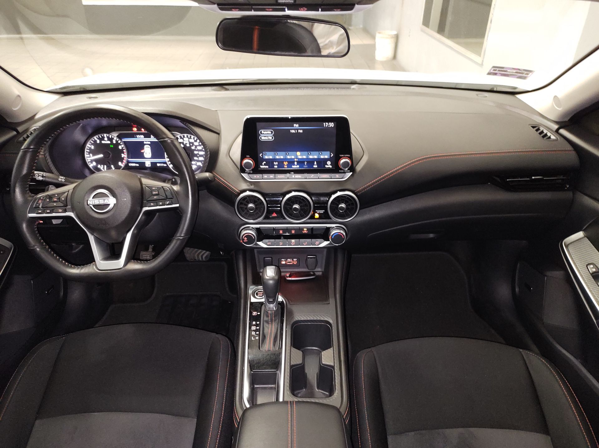 2024 Nissan SENTRA SR BITONO CVT 24