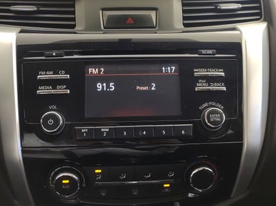 2020 Nissan NP300 FRONTIER LE TM AC