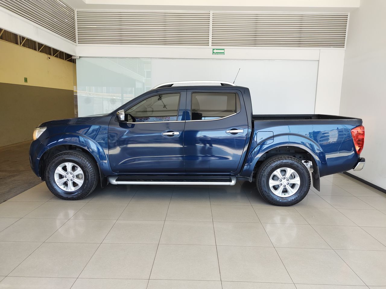 2020 Nissan NP300 FRONTIER LE TM AC