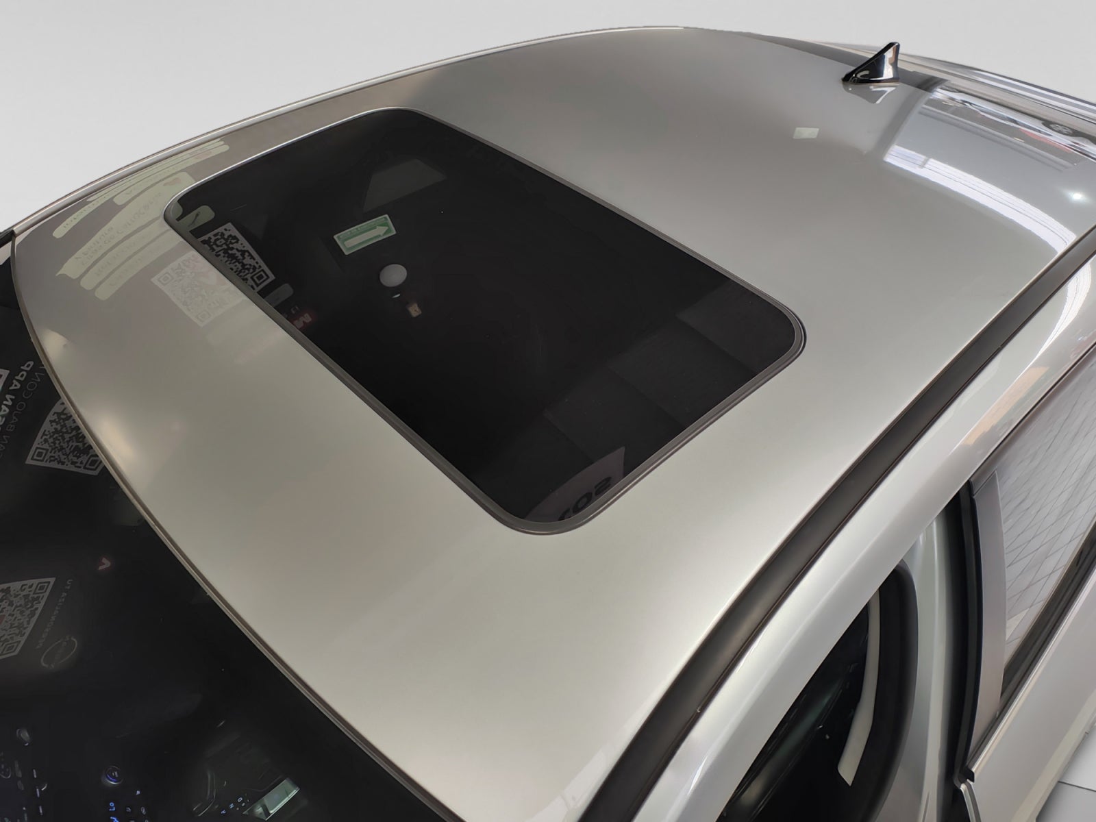 2023 Hyundai ELANTRA LIMITED TECH IVT