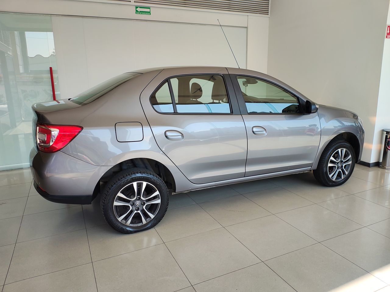 2023 RENAULT LOGAN 1.6 INTENS CVT