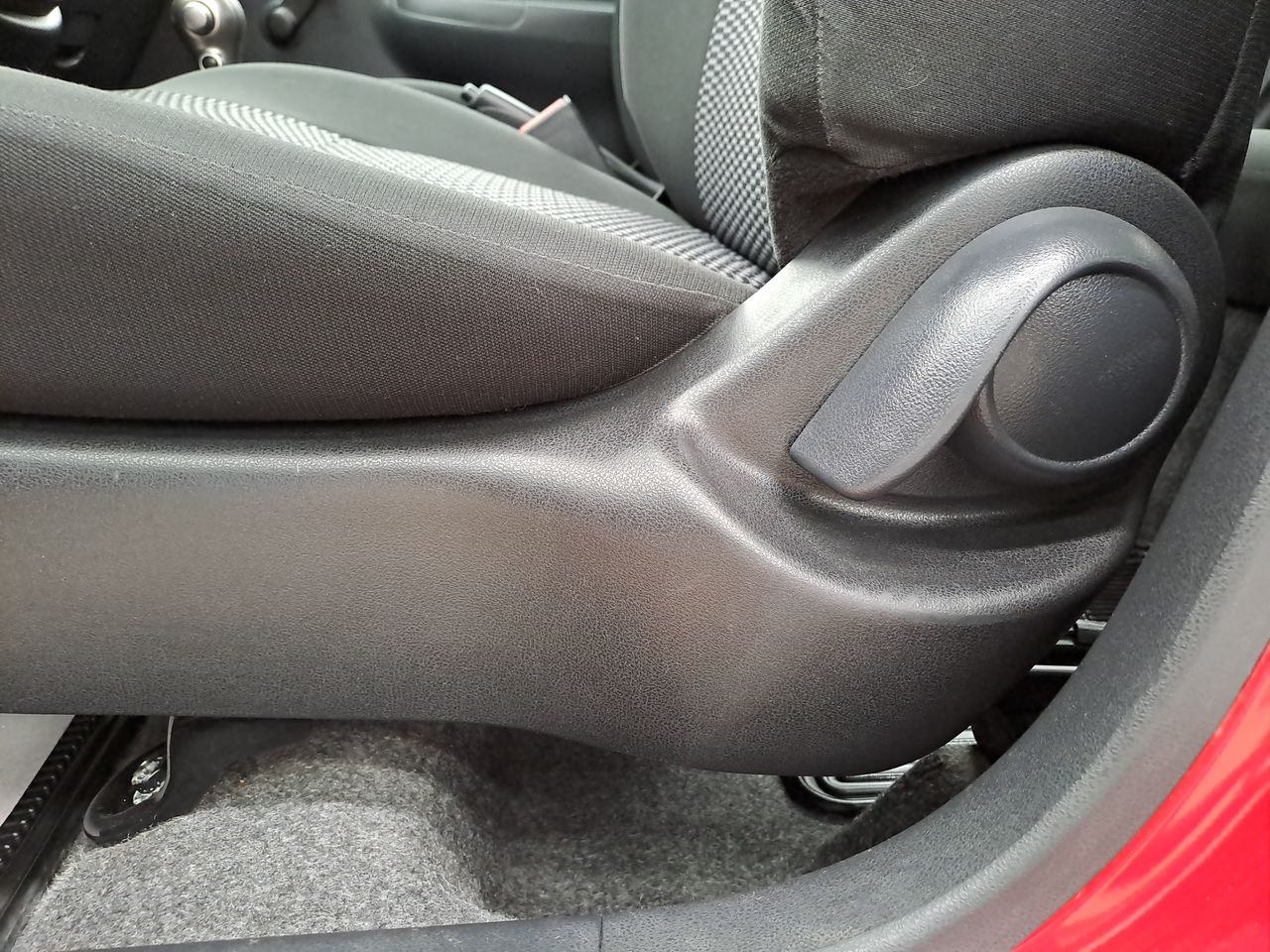 2020 Nissan MARCH SENSE TA
