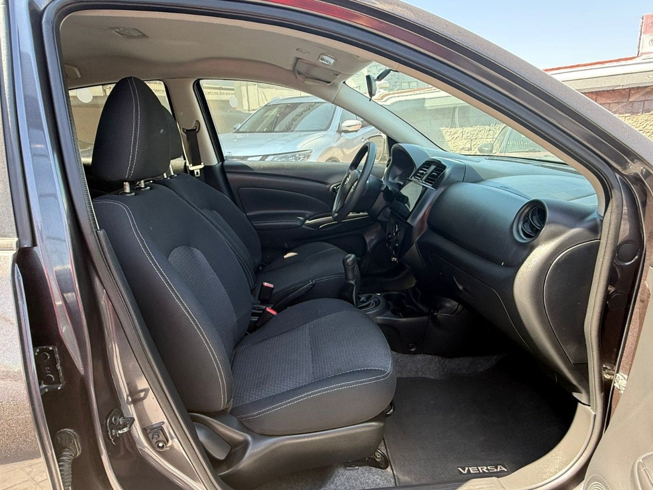 2017 Nissan VERSA SENSE MT AC
