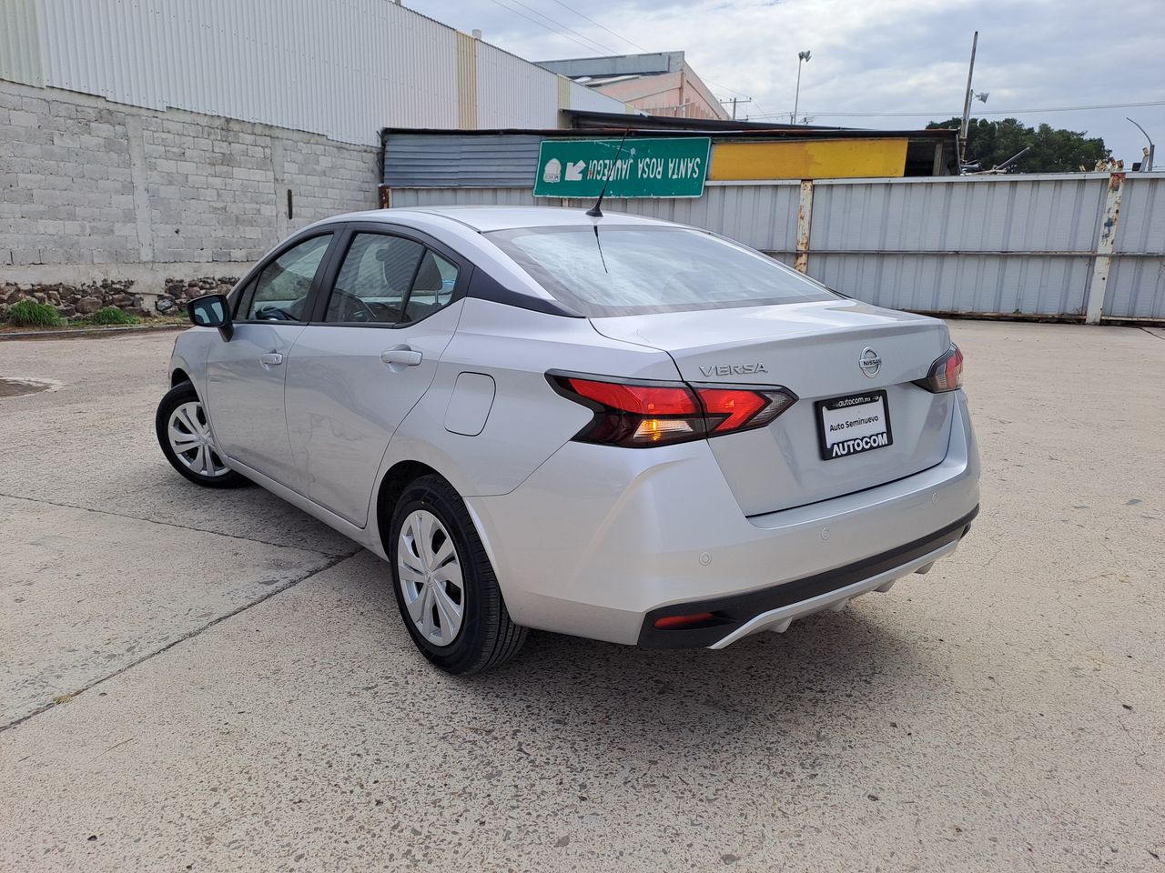 2022 Nissan VERSA SENSE CVT 22
