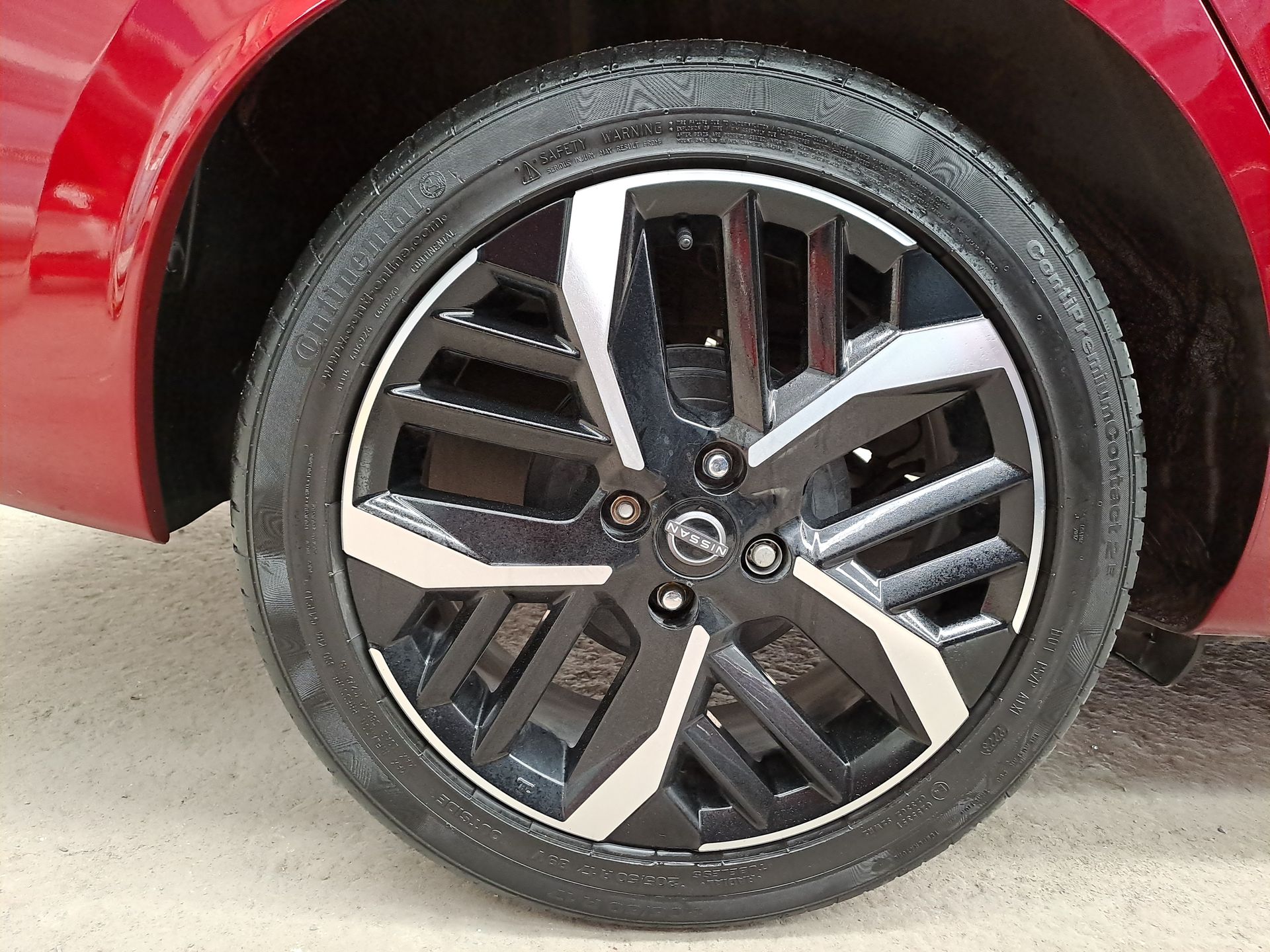 2023 Nissan VERSA SR CVT 23