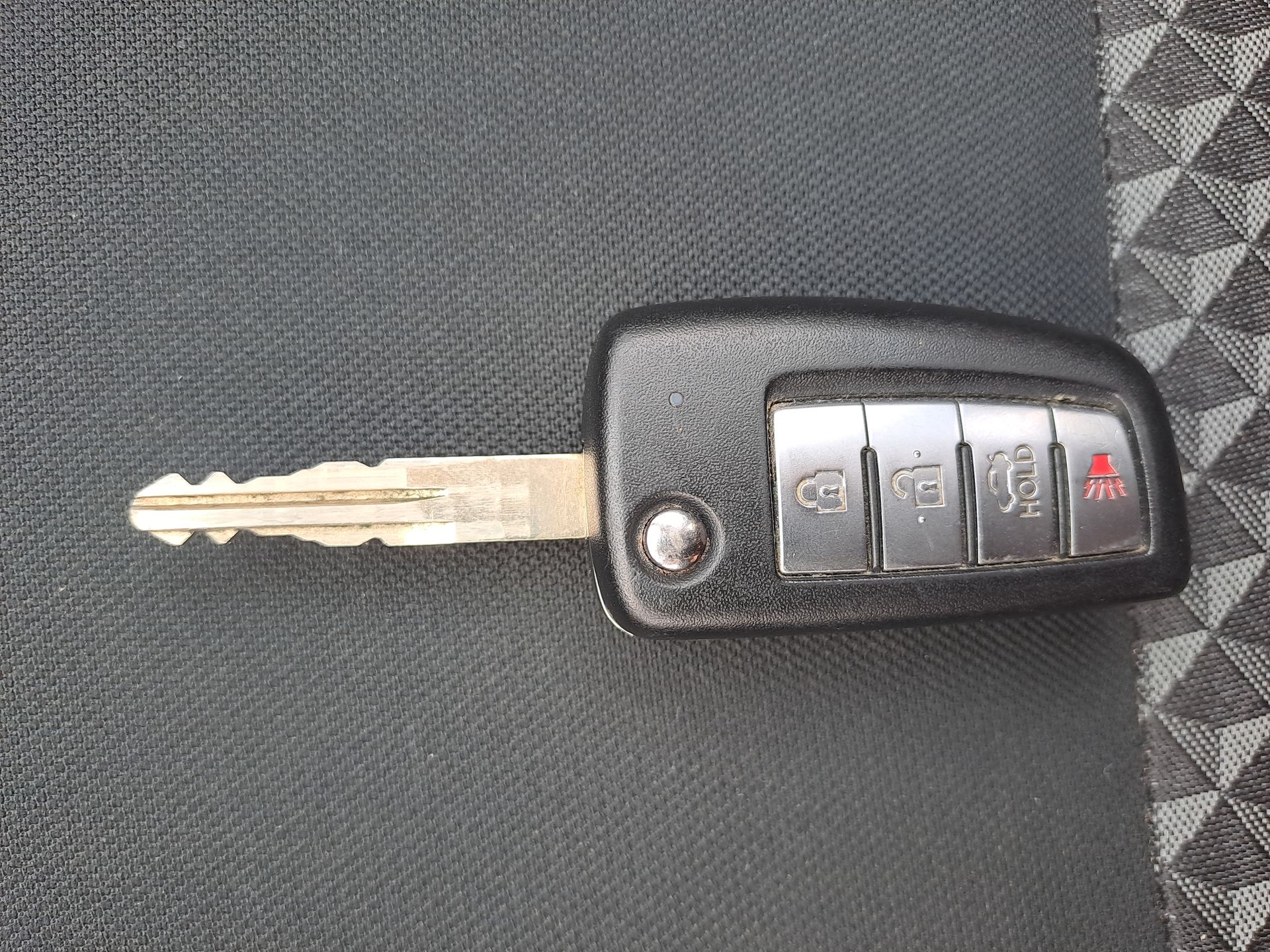 2021 Nissan VERSA SENSE CVT 21