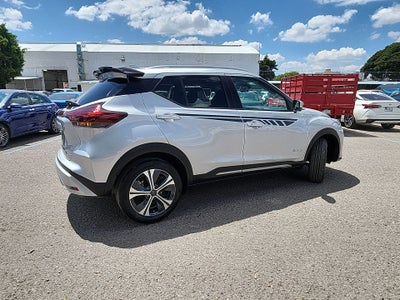 2024 Nissan KICKS PLATINUM E-POWER 24