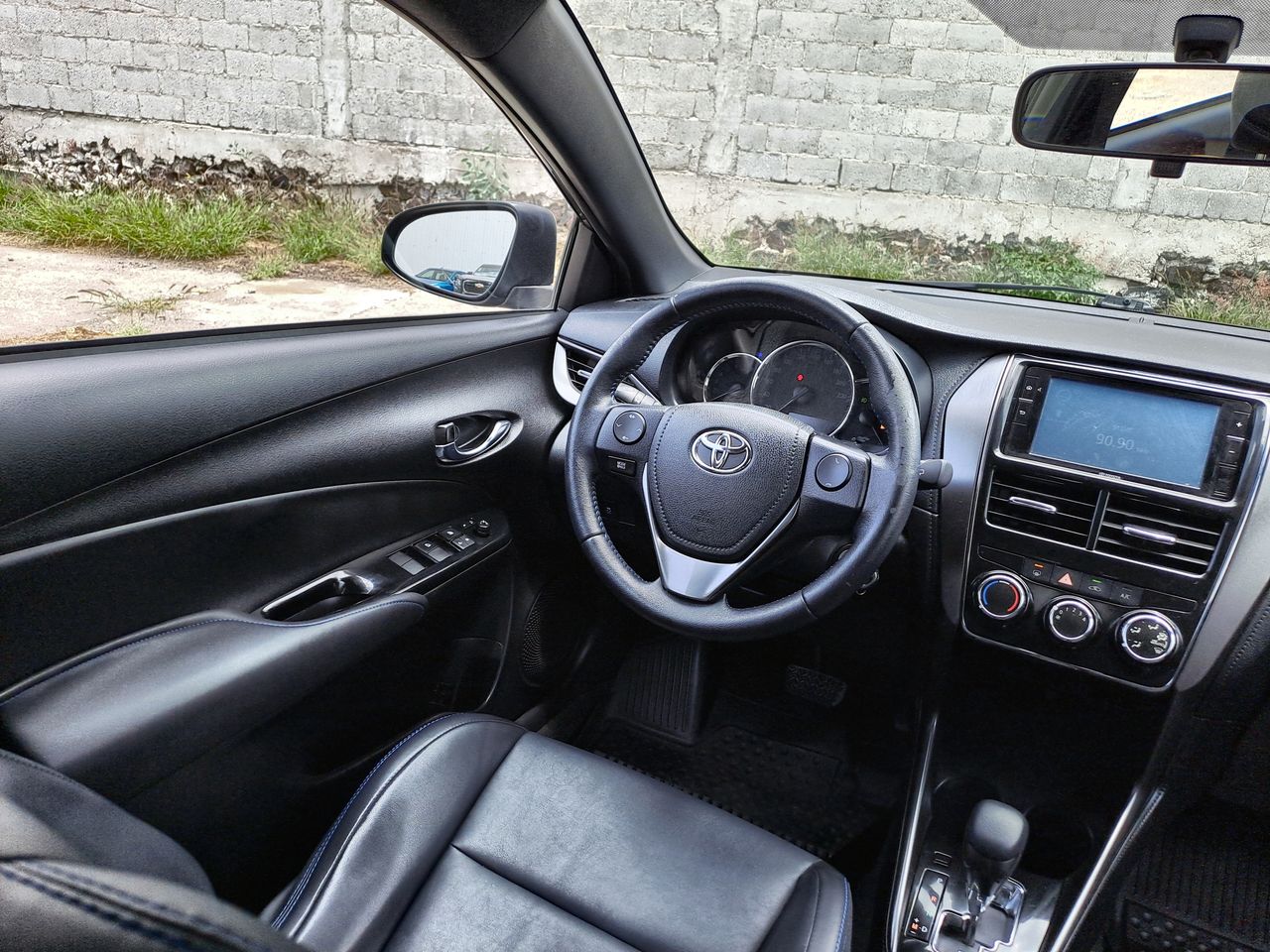 2021 Toyota YARIS S CVT