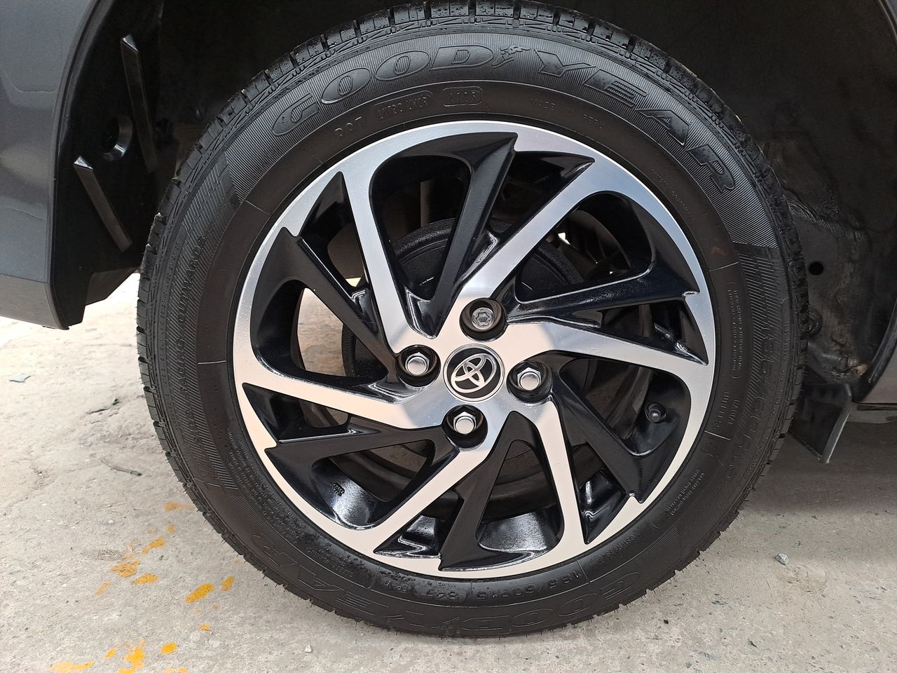 2021 Toyota YARIS S CVT