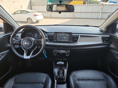 2020 Kia RIO SEDÁN LX TM
