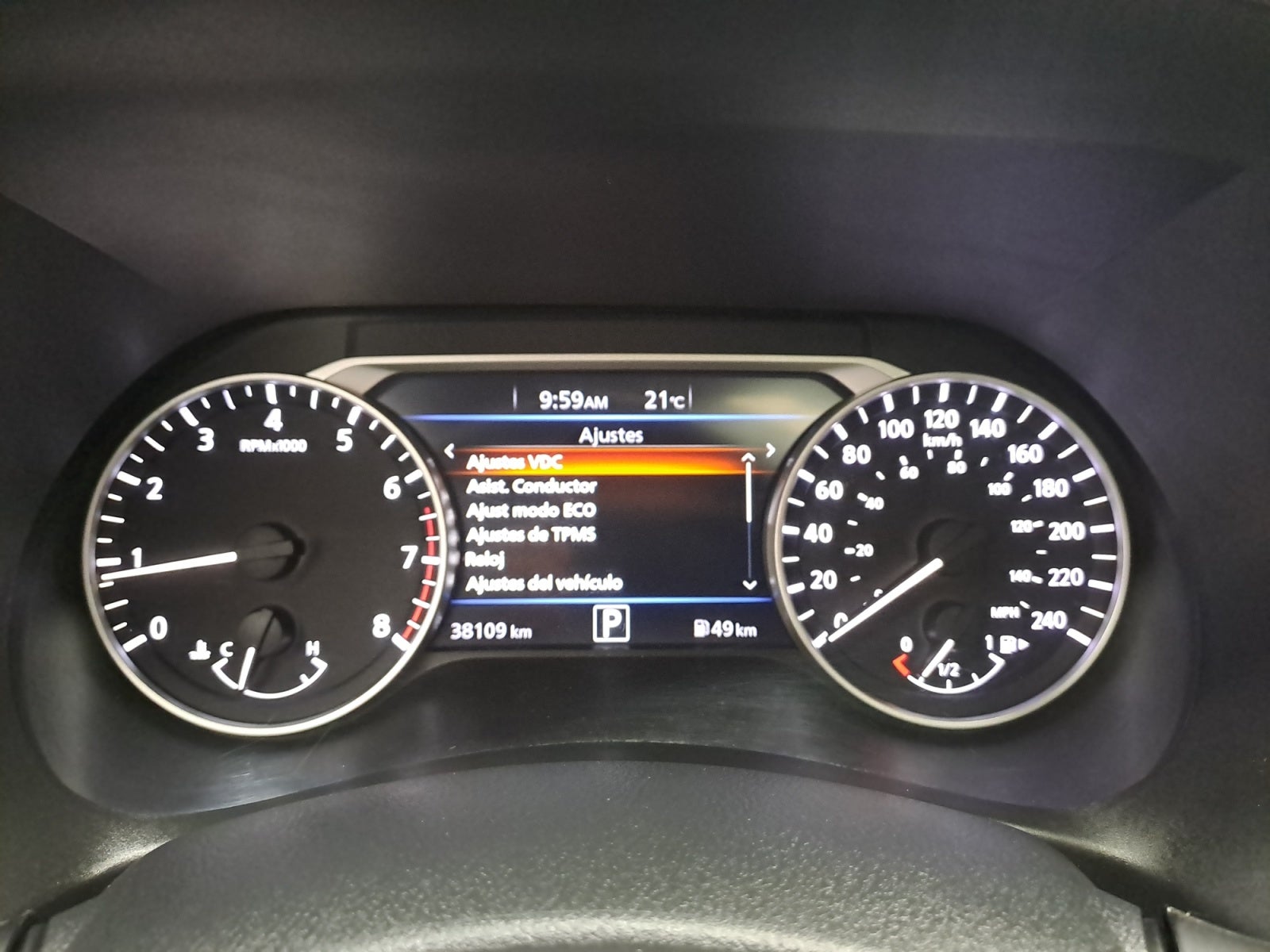 2025 Nissan SENTRA SR PLATINUM BITONO CVT 25