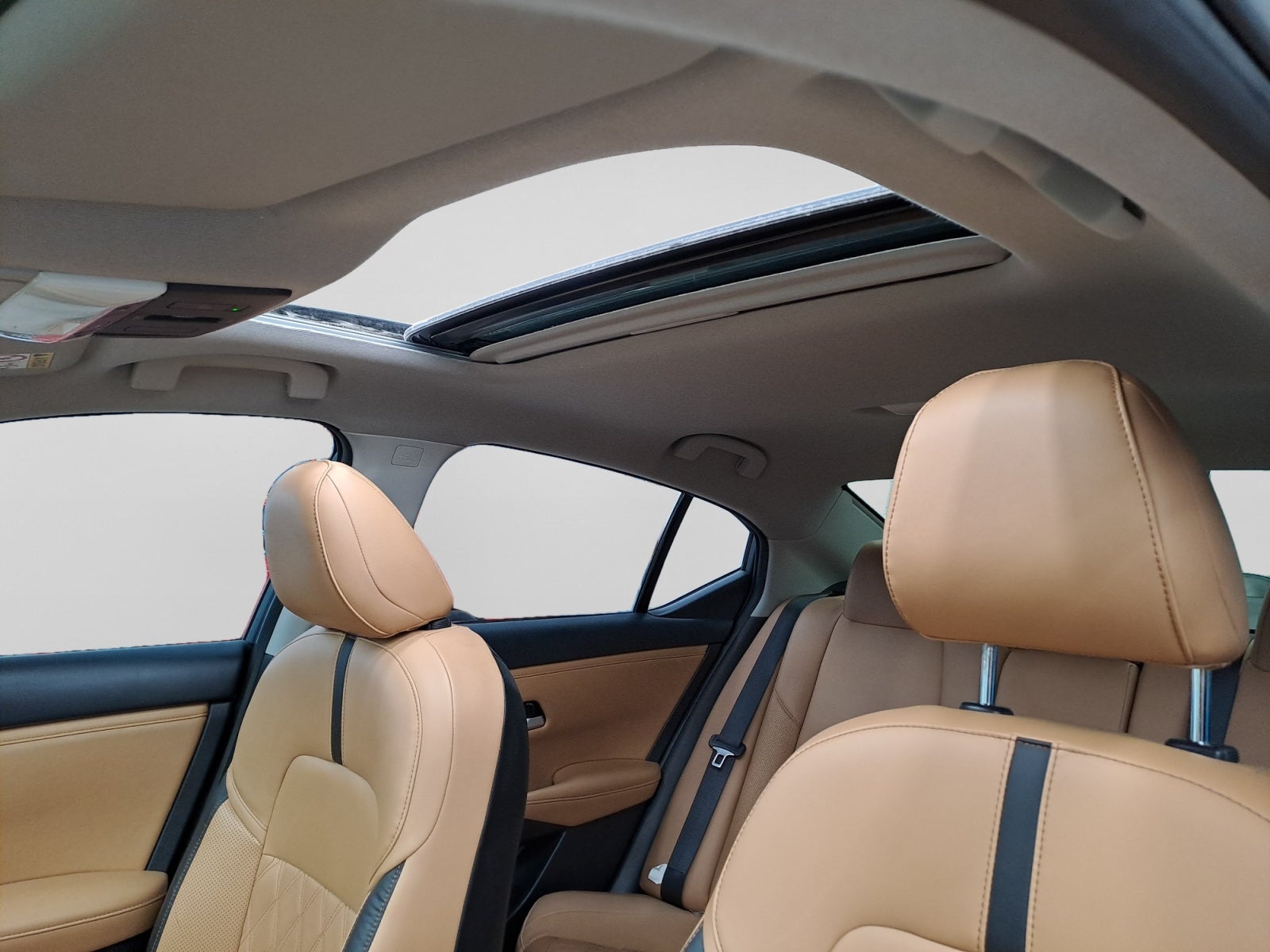 2025 Nissan SENTRA SR PLATINUM BITONO CVT 25