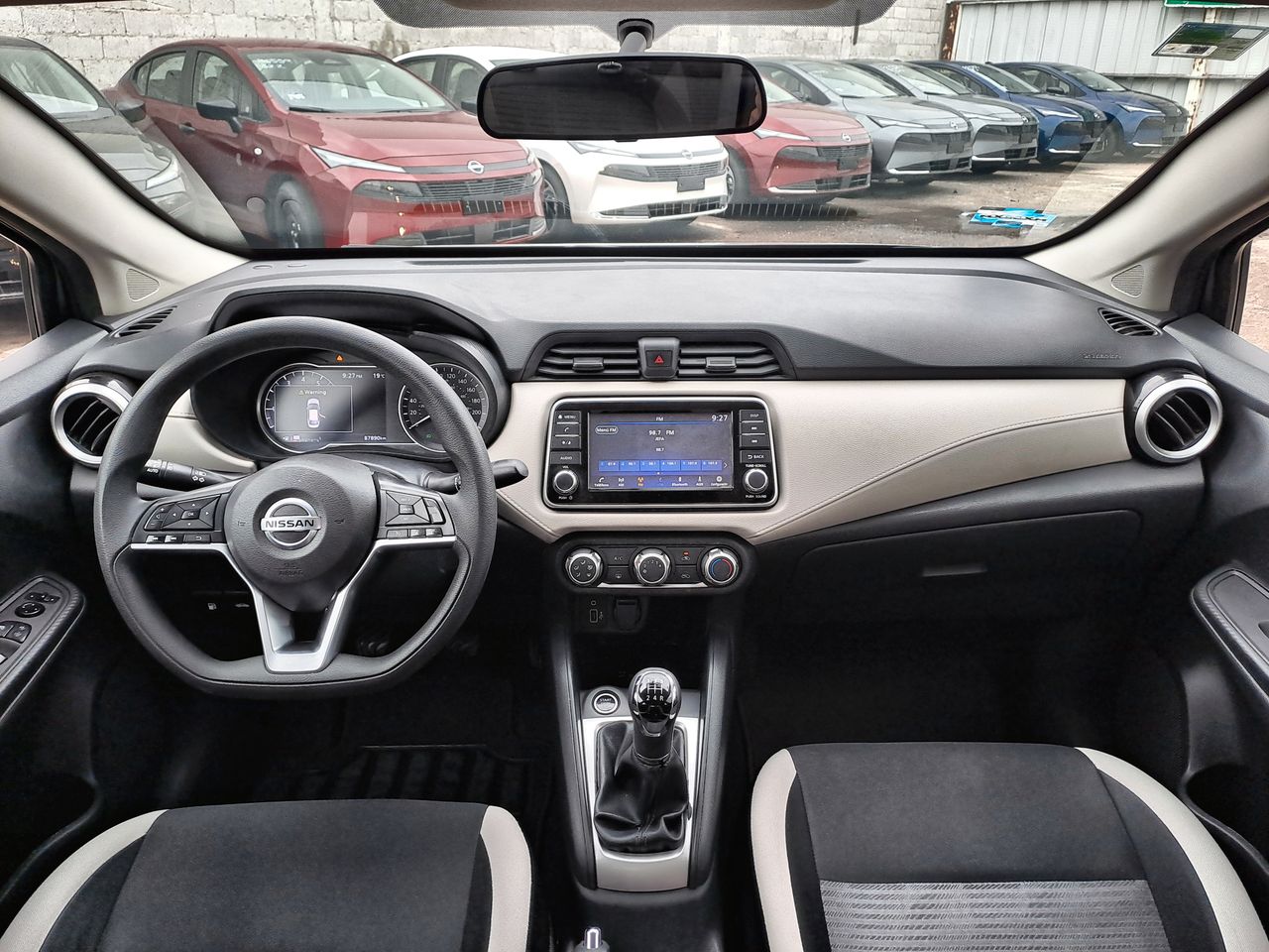 2021 Nissan VERSA ADVANCE MT 21