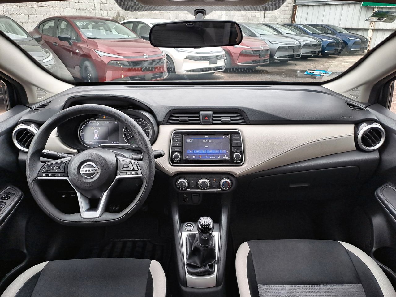 2021 Nissan VERSA ADVANCE MT 21