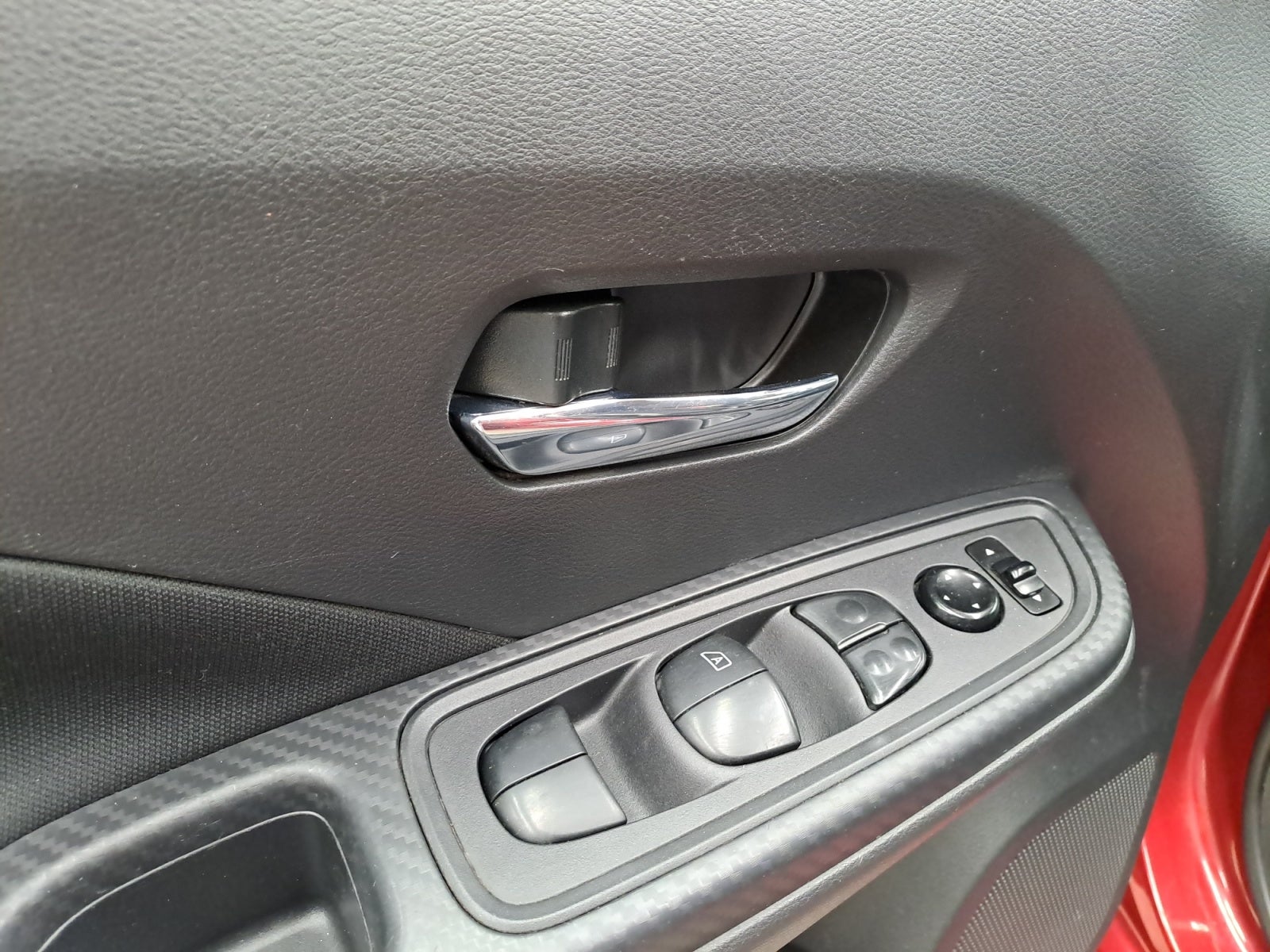 2021 Nissan VERSA ADVANCE CVT 21