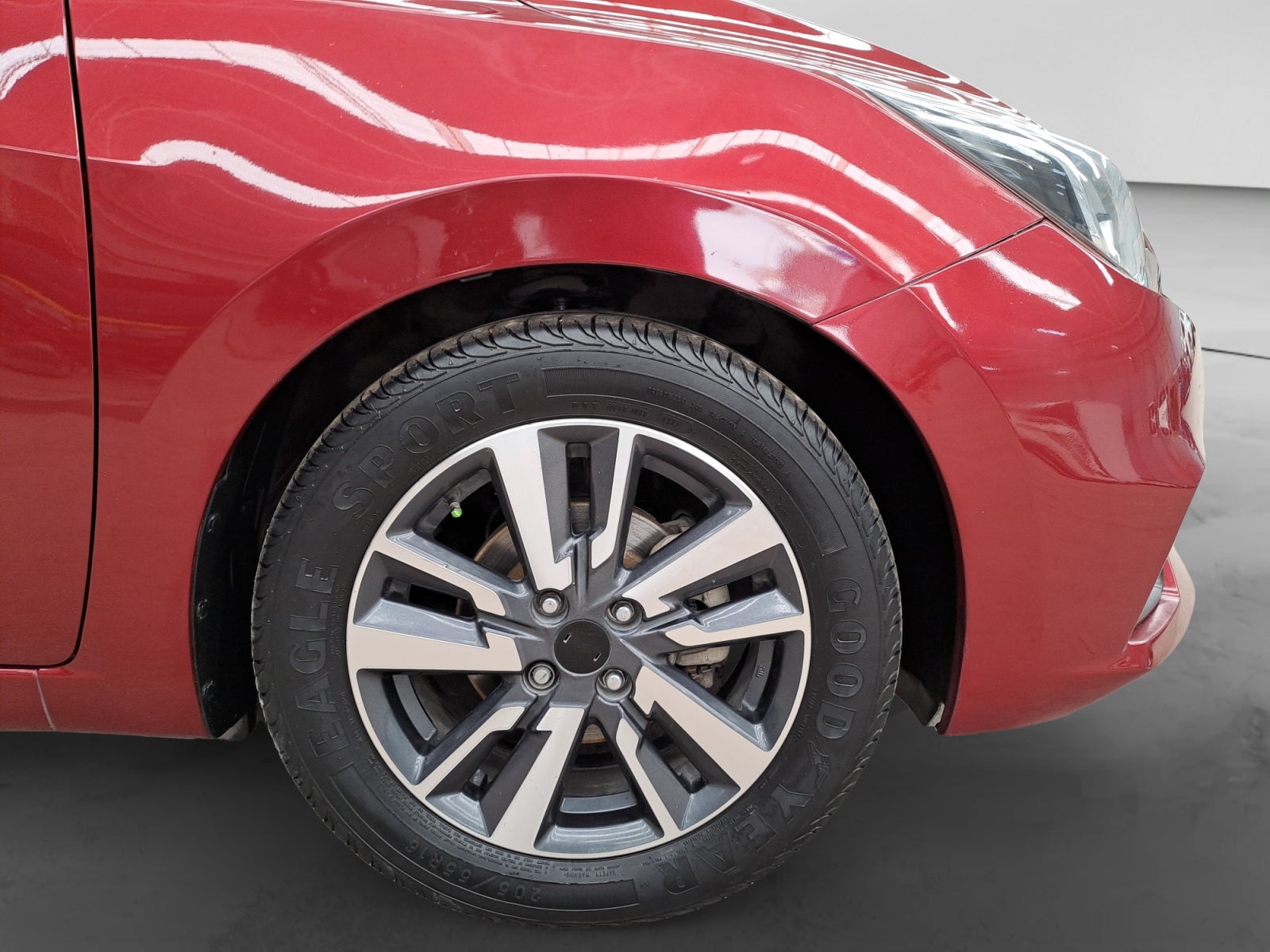 2021 Nissan VERSA ADVANCE CVT 21