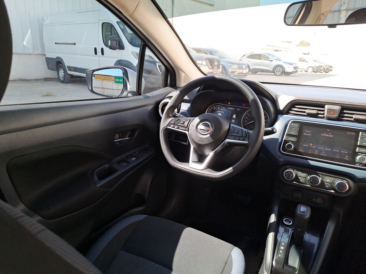 2023 Nissan VERSA ADVANCE CVT 23