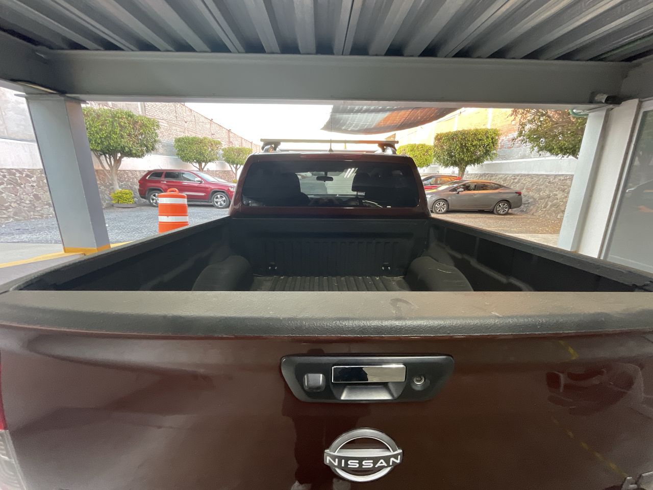 2024 Nissan FRONTIER FRONTIER LE TA 24