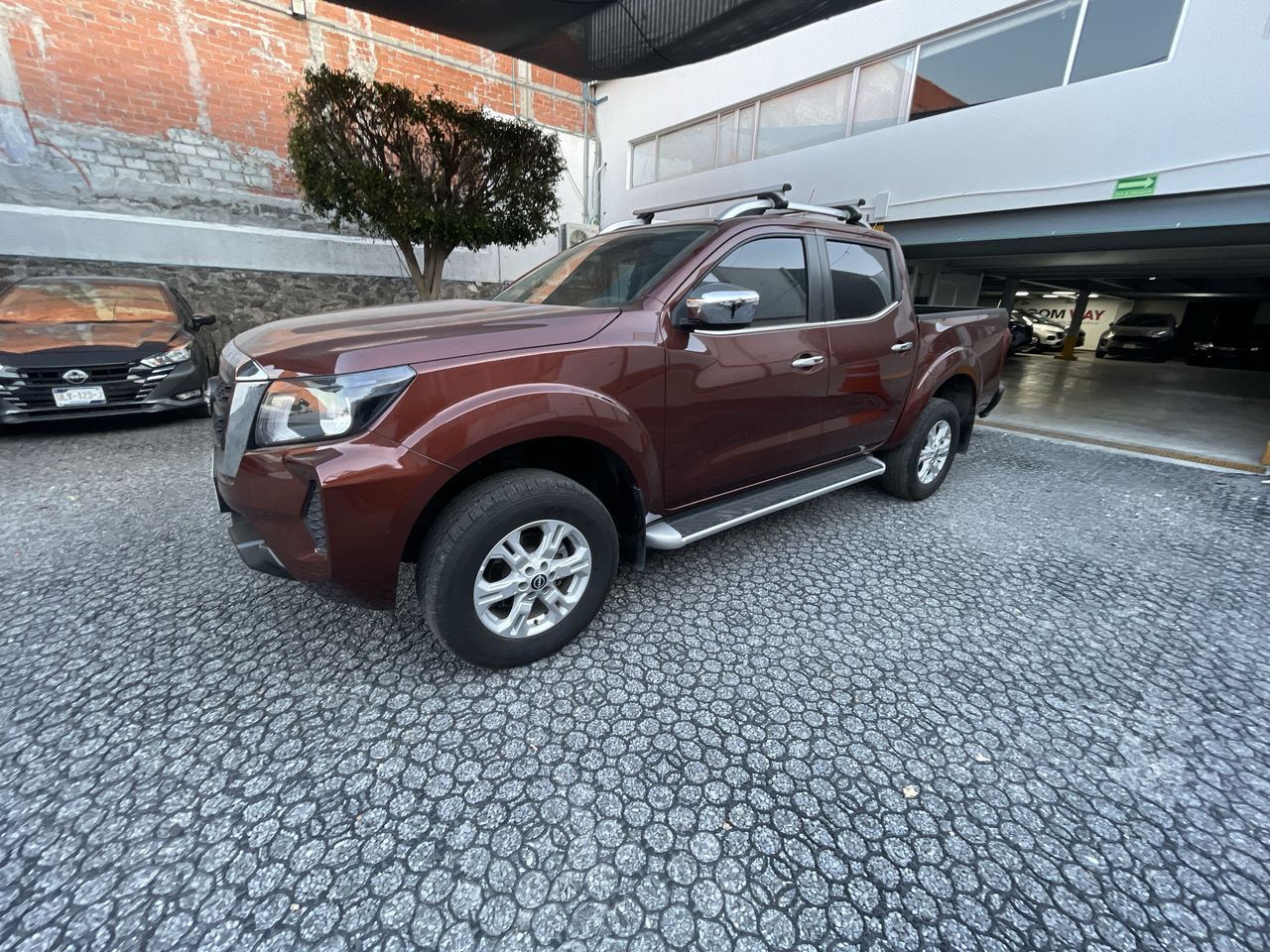 2024 Nissan FRONTIER FRONTIER LE TA 24