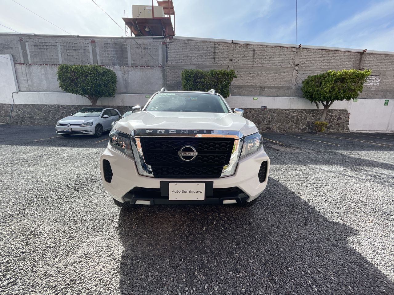 2023 Nissan FRONTIER LE TM 23