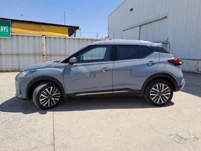 2023 Nissan KICKS EXCLUSIVE BI-TONO 1.6 LTS CVT 23