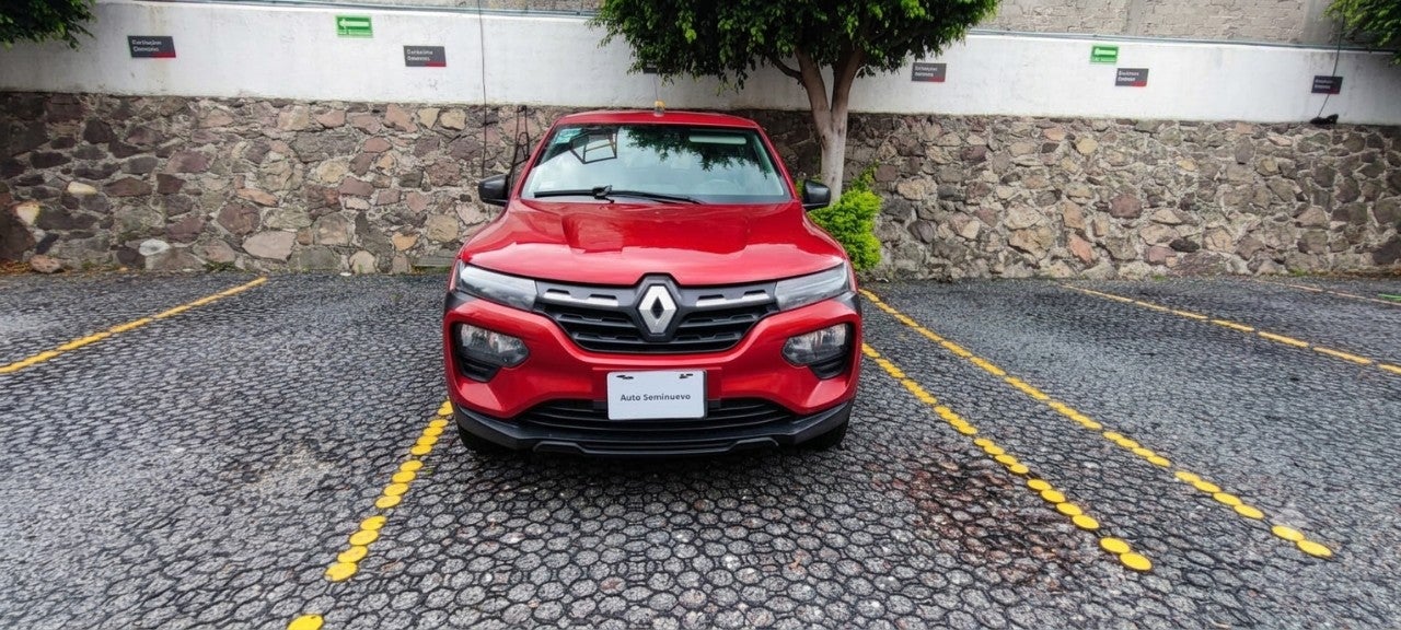 2023 RENAULT KWID ICONIC
