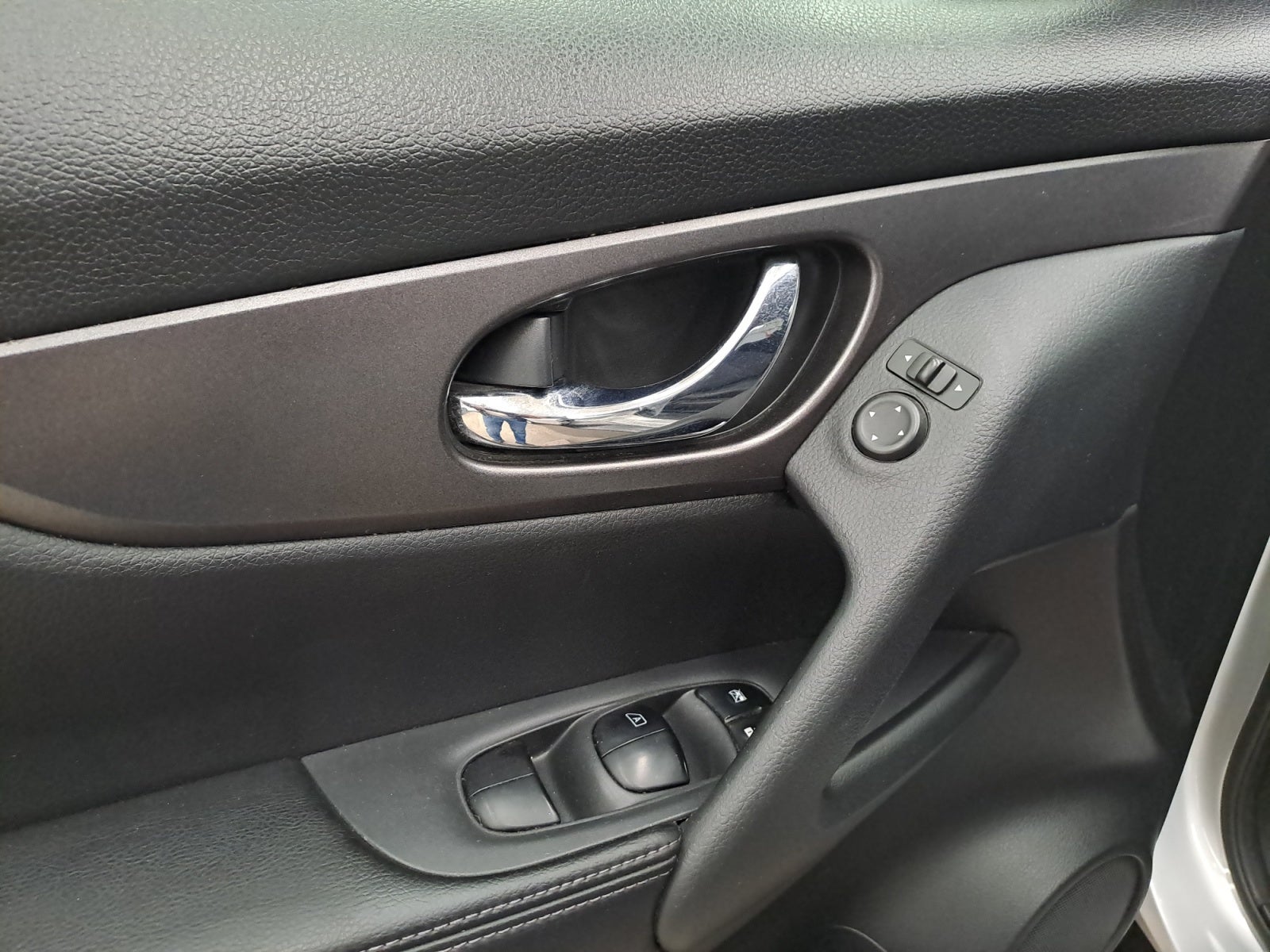 2016 Nissan X-TRAIL XTRAIL SENSE 2 FILAS