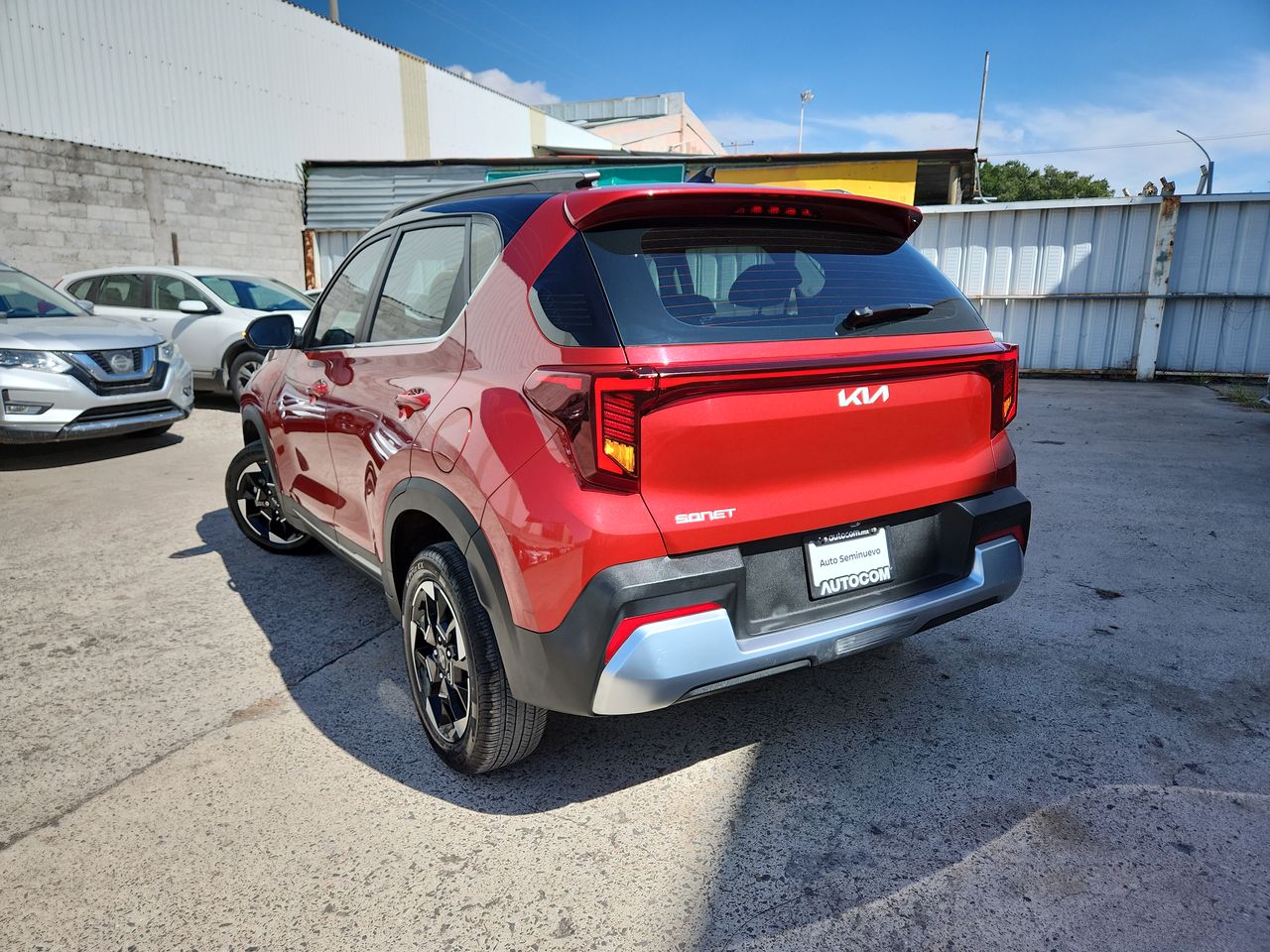 2024 Kia SONET SX IVT