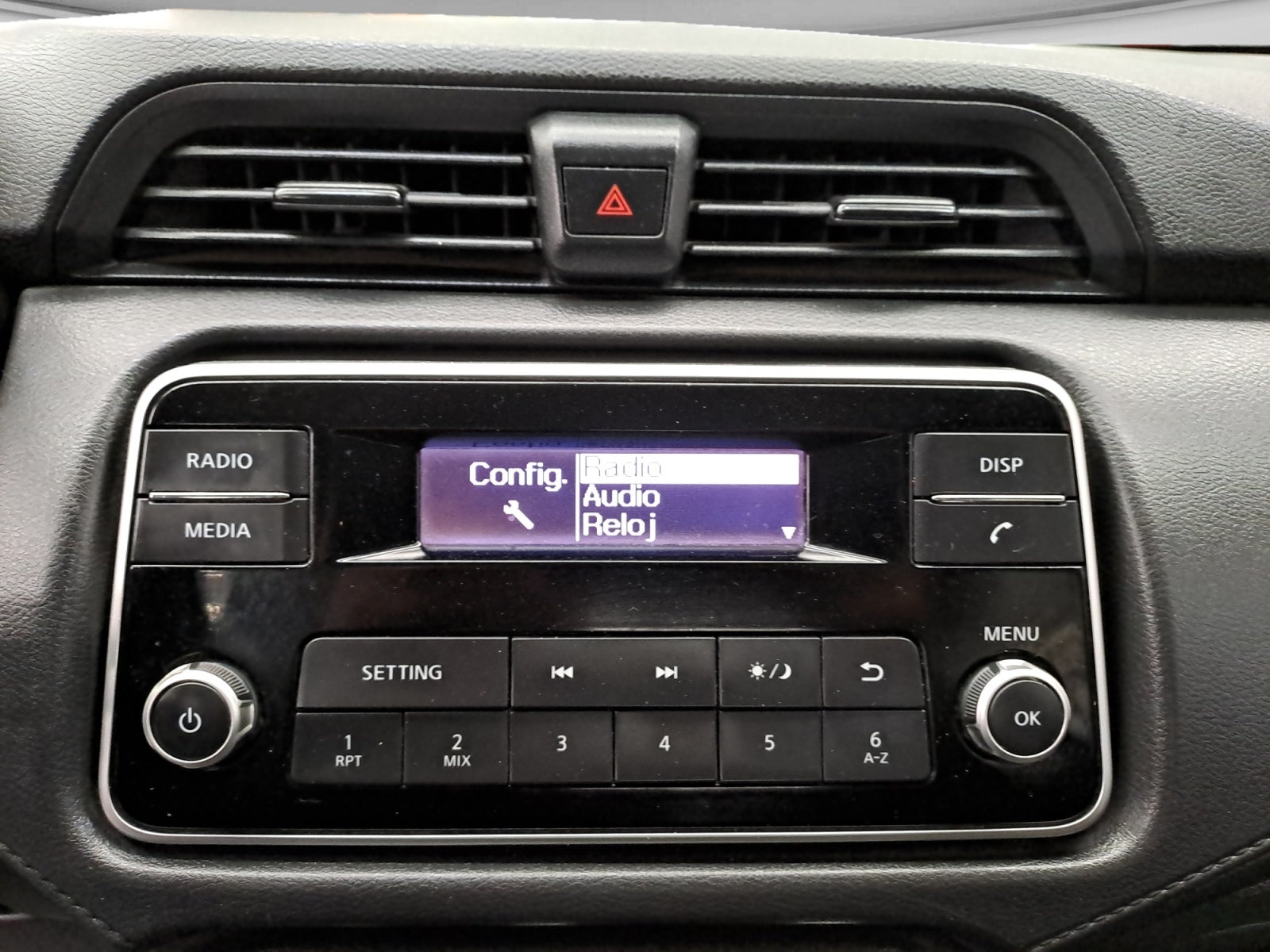 2022 Nissan VERSA SENSE CVT 22