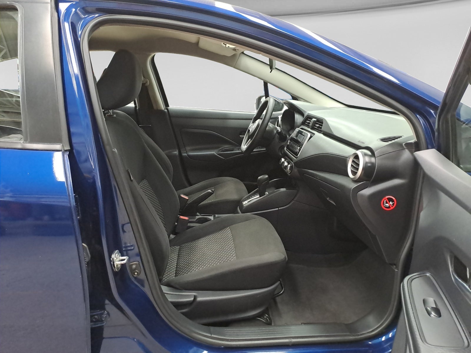 2022 Nissan VERSA SENSE CVT 22