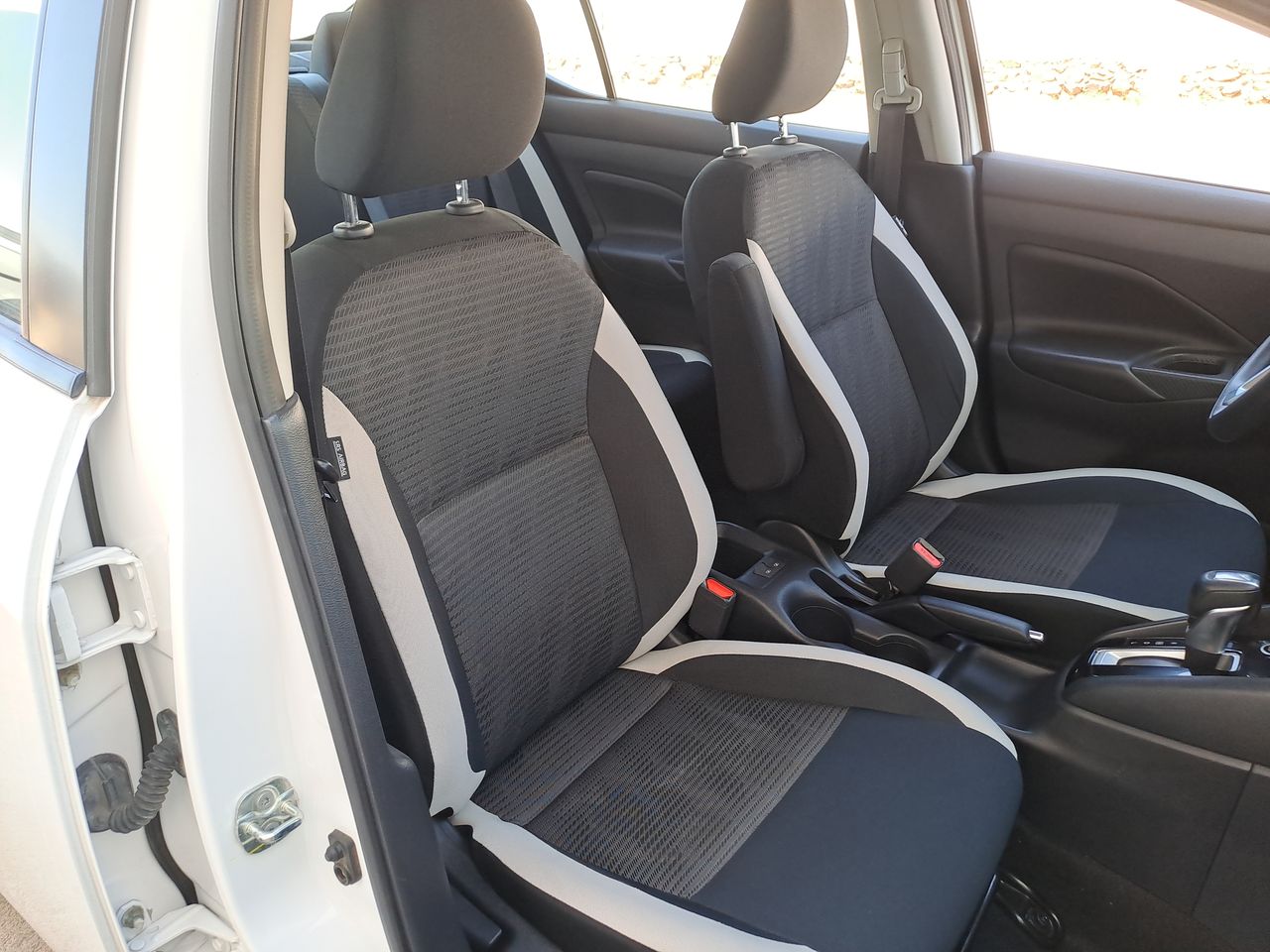 2020 Nissan VERSA ADVANCE CVT