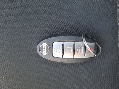 2022 Nissan VERSA ADVANCE CVT 22