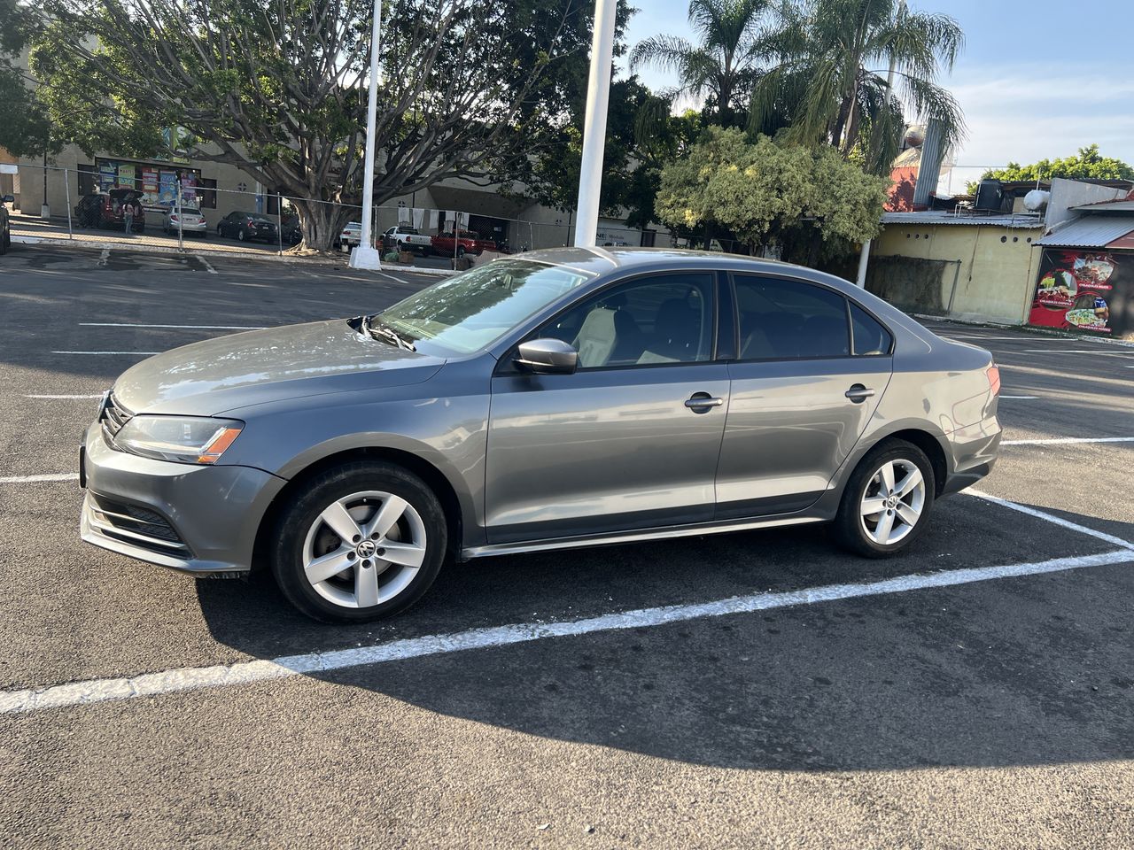 2018 Volkswagen JETTA TRENDLINE TIP.