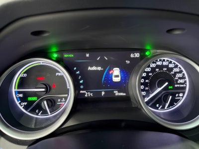 2022 Toyota CAMRY XLE HV