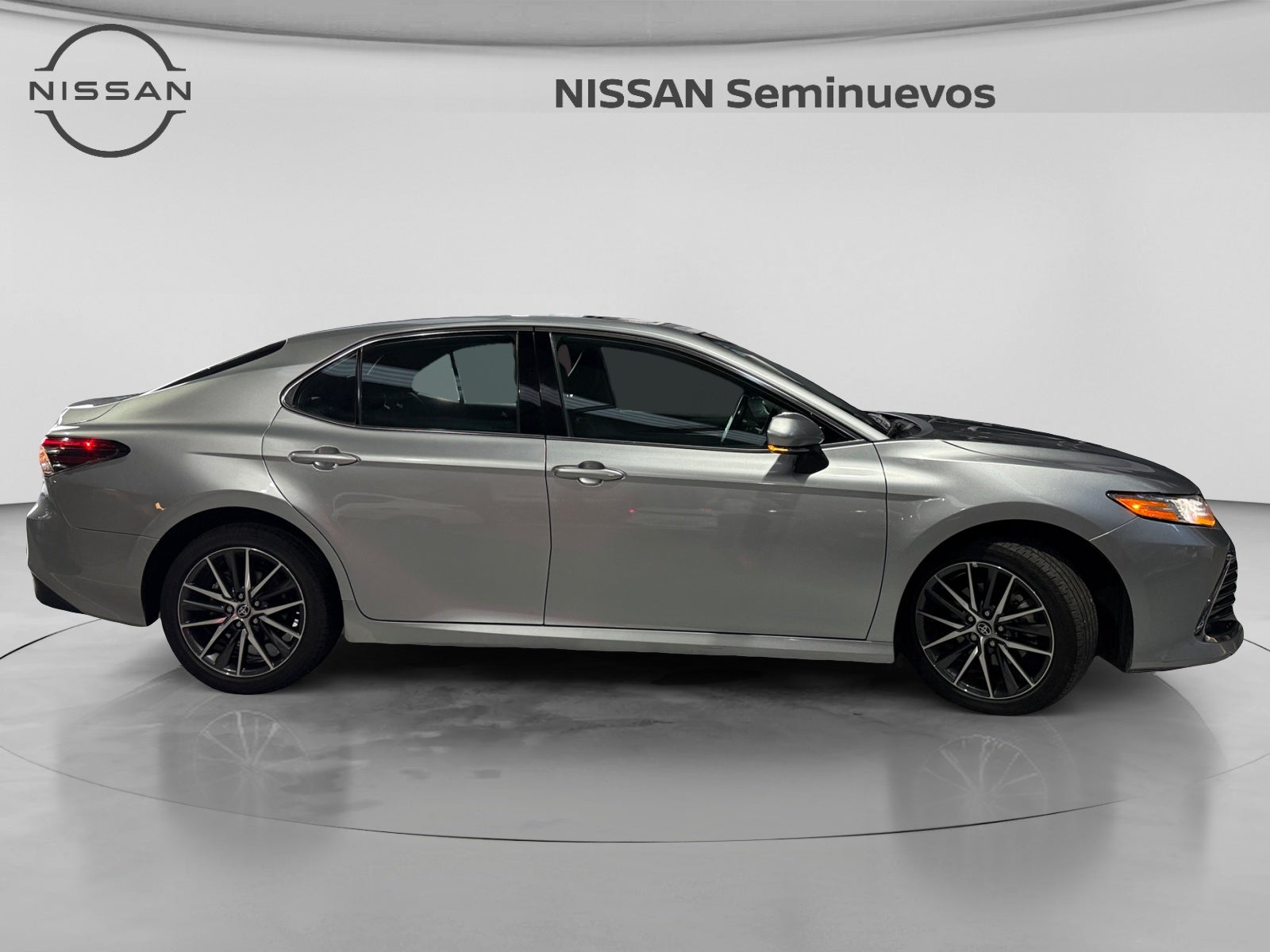 2022 Toyota CAMRY XLE HV