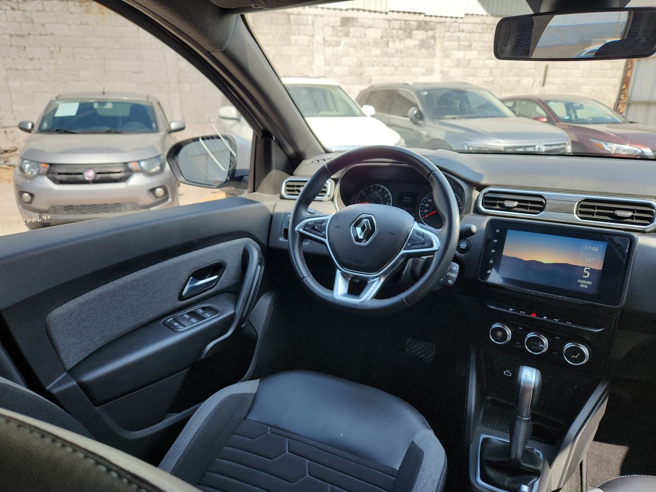 2023 RENAULT DUSTER ICONIC CVT