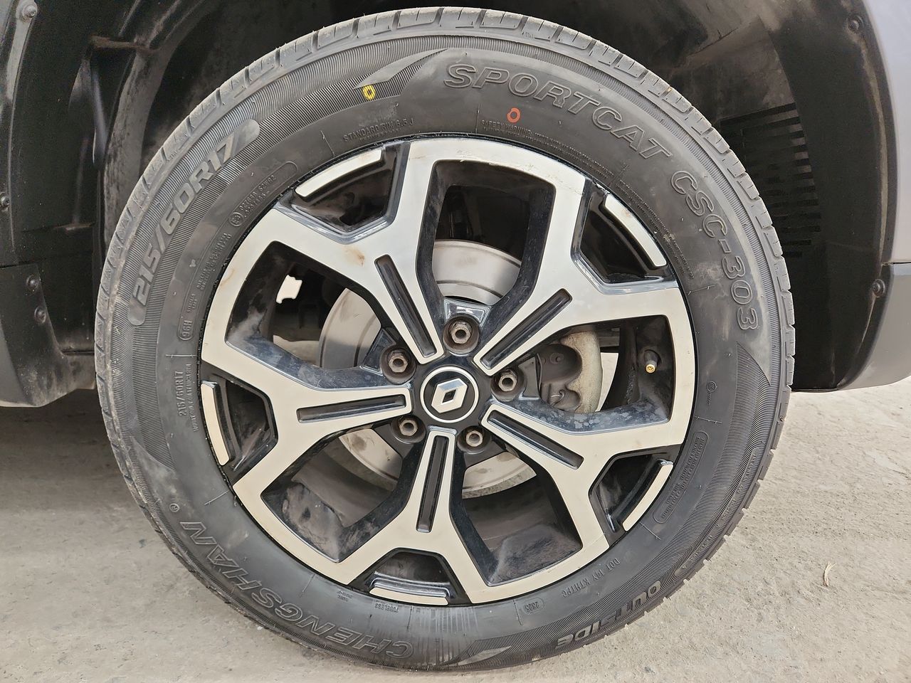 2023 RENAULT DUSTER ICONIC CVT